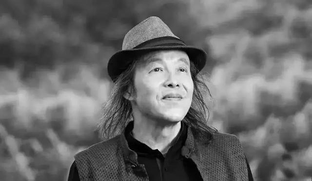 草木間茶葉禮盒價格_人在草木間打一字_人在草木間閱讀答案